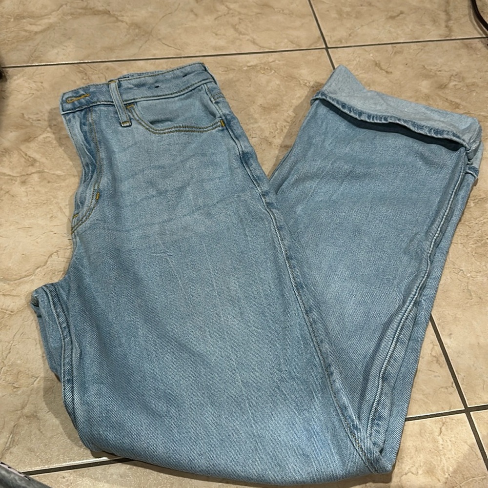 Hollister woman’s jeans